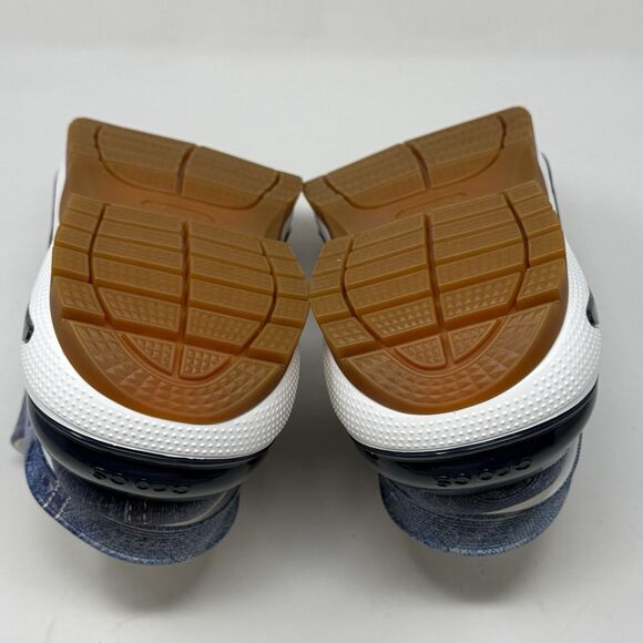 Crocs Mega Crush Sandals Mens 12 Blue Denim Look Platform Chunky Open Toe